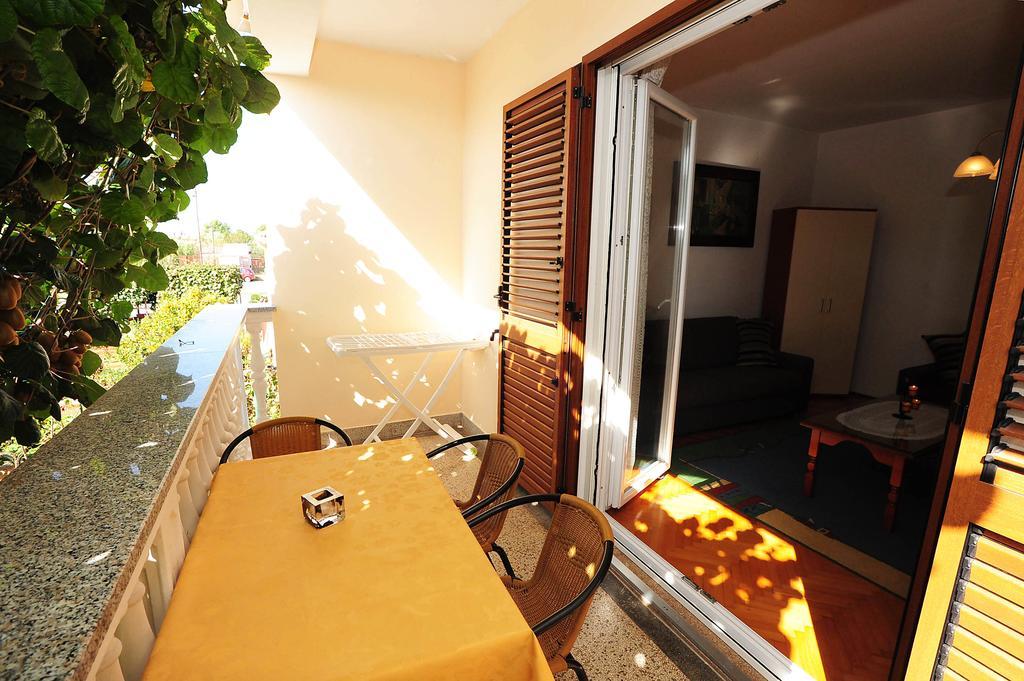 Apartments Luka & Sara Задар Экстерьер фото